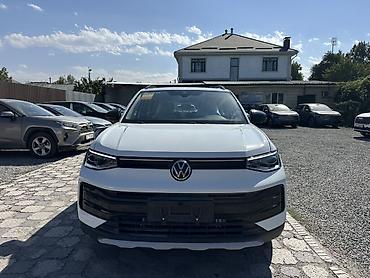белов: Volkswagen Tharu: 2025 г., Кроссовер — 2