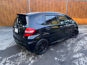 Honda: Honda Fit: 2011 г., 1.3 л, Автомат, Бензин, Хэтчбэк