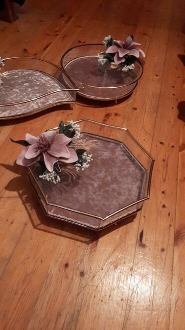 Digər dəstlər və servizlər: 16 ededdir 700 alinib 500 e satilir kim alsa taksiyle unvana — 3