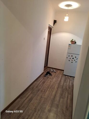продаю 1 комнатный квартира: 1 комната, 50 м², 105 серия, 4 этаж, Евроремонт