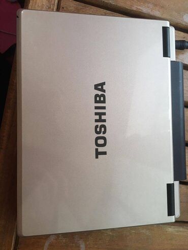 notebook toshiba: Netbuk Toshiba NB100 в идеальном состоянии Atom n270, hdd 120gb Ram