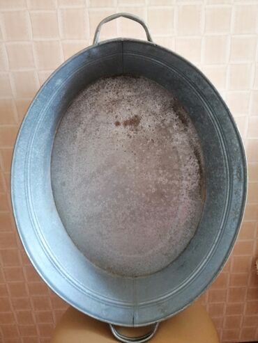 мойки для кухни в баку: Alyumin vanna paltar yumaga. Olculeri: 60x48x15 sm. Ванна алюминиевая