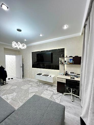 Продажа квартир: 2 комнаты, 70 м² — 12