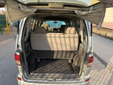 Toyota: Toyota Regius: 2001 г., 2.7 л, Автомат, Бензин, Минивэн — 17