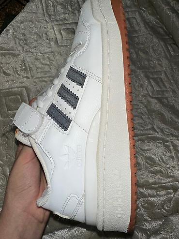 reebok 42: Кеды Адидас
Б/у
Размер 37
В хорошем состоянии
Качество хорошее — 4