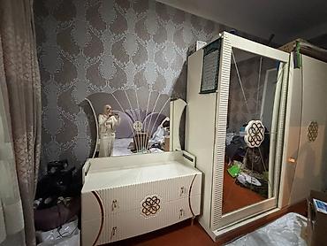 lavanda: Yataq otağı mebel dəsti yeni kimidir, çox az işlənib Tərkibi: - 2 — 3