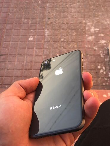 iphone 8 gence: IPhone 8, 64 GB, Qara, Barmaq izi