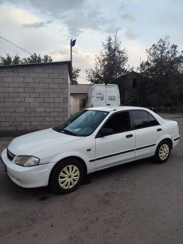 Mazda: Mazda 323: 2000 г., 1.4 л, Механика, Бензин, Седан
