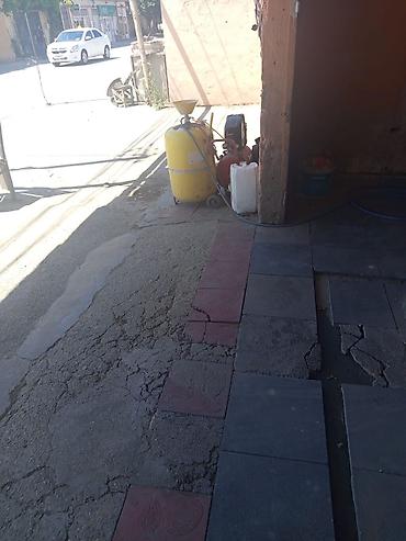 park bulvar: Avtoyuma/post-xidmət üçün hazır iş sahəsi – yol kənarında, geniş — 2