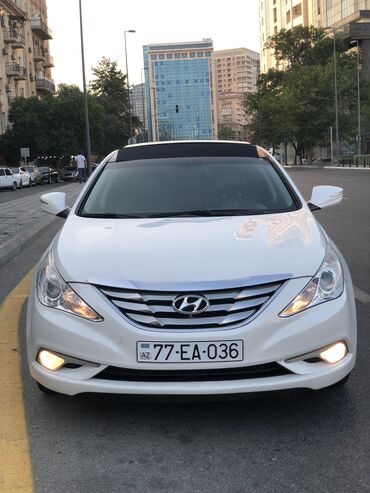 polis vesiqesi v Azərbaycan | Nəqliyyat vasitəsinin icarəsi: Kirayə verirəm: Minik | Hyundai
