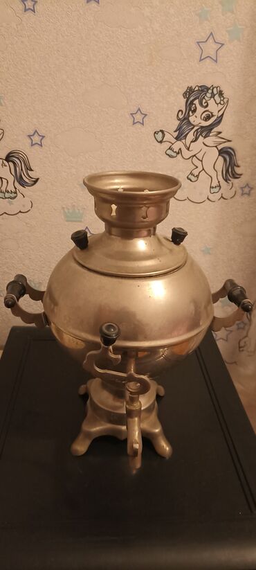 qedimi simavar: Elektrik Samovar, 3 l