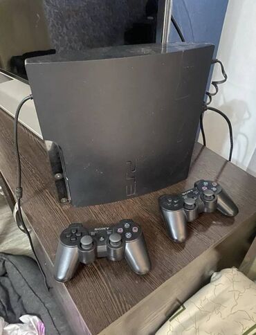 PS3 (Sony PlayStation 3): Playstation 3 slim 320GB. Hec bir problemi yoxdu. Tam ela veziyyetde
