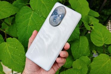 Honor: Honor 200 Pro, rəng - Boz — 3