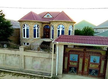 Həyət evləri və villaların satışı: Satılır: müstəqil həyəti olan dəbdəbəli şəxsi ev - Memarlıq — 2
