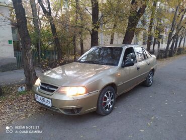 Daewoo: Daewoo Nexia: 2011 г., 1.5 л, Механика, Бензин, Седан