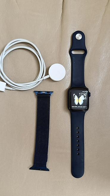 Apple Watch: Apple Watch Series 6 
40мм.В идеальном состоянии.Торг есть — 1