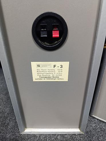 Zvučnici i stereo sistemi: Podni zvučnici – par, 2.5-sistemska konfiguracija - Tip: pasivni — 2