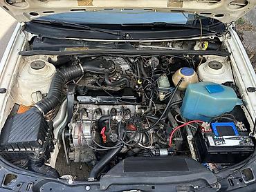 Volkswagen: Volkswagen Passat: 1989 г., 1.8 л, Механика, Бензин, Седан — 5