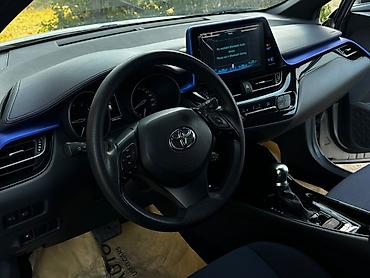ski: Toyota C-HR: 2019 г., 2 л, Вариатор, Бензин, Универсал — 4