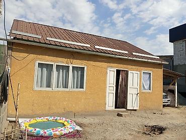 дом 110 квартал: Срочно продаю 2-этажный дом 10*8. в Хайтек стиле, +времянка.общий — 4