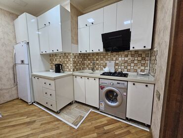 Günlük kirayə mənzillər: 3 otaqlı, Nəsimi r. r-nu — 22