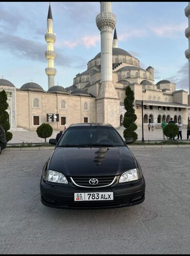 превя тайота: Toyota Avensis: 2001 г., 1.8 л, Механика, Бензин, Седан