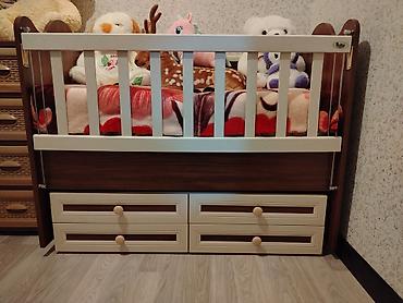 uşaqlar ucun lovhə: Uşaq beşiyi – çoxfunksiyalı model - Material: taxta karkas, möhkəm — 1