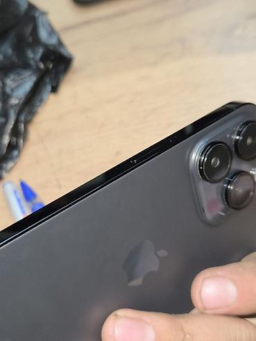 apple studio: IPhone (14 Pro, цвет «черный титан») Полностью родной. Акб 86%родной — 4