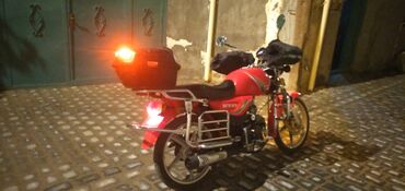 Motosikletlər: MX49 benzinli motosiklet - Rəng: qırmızı - Model üzərində “MX49” — 3