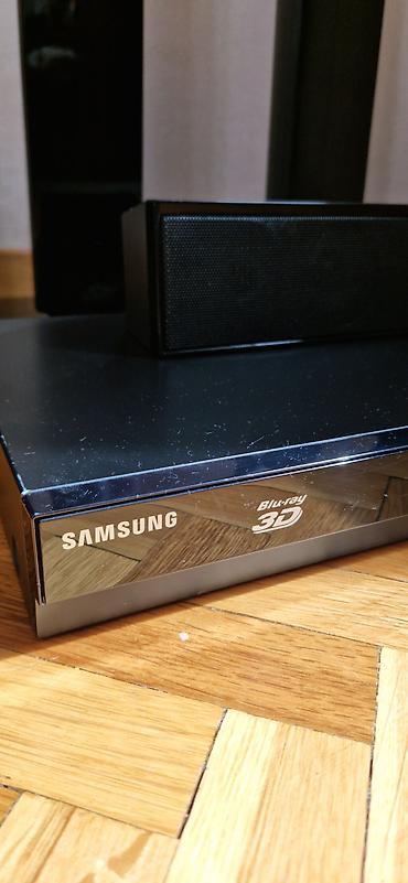 Аудиотехника: Samsung ev kinoteatrı – Blu-ray 3D Komplekt: - Blu-ray 3D pleyer — 2