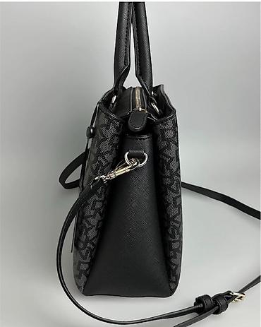Çantalar: DKNY qadın çantası - Rəng: qara/boz monoqram naxışlı (DKNY loqosu) - — 3