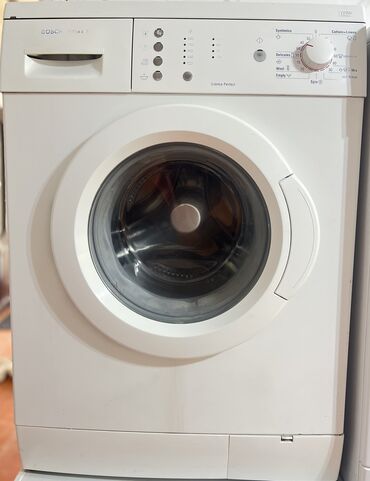 немецкая стиральная машина: Стиральная машина Bosch, Автомат, До 5 кг, Компактная