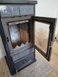 Ostali proizvodi za kuću: Pec Alfa Lara gusana U garanciji jos godinu dana Zamenjene dve na lalafo.rs — 5 Ostali proizvodi za kuću: Pec Alfa Lara gusana U garanciji jos godinu dana Zamenjene dve — 5