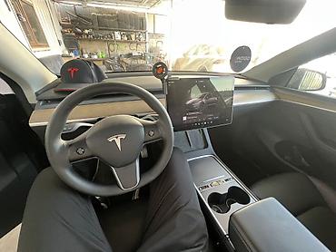 2022: Tesla Model Y: 2022 г., Электромобиль, Кроссовер — 6