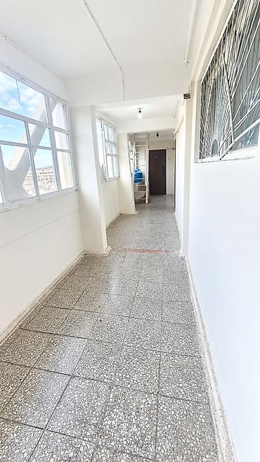 3 room apartment: 1 комната, 34 м², Индивидуалка, 11 этаж, Старый ремонт — 8