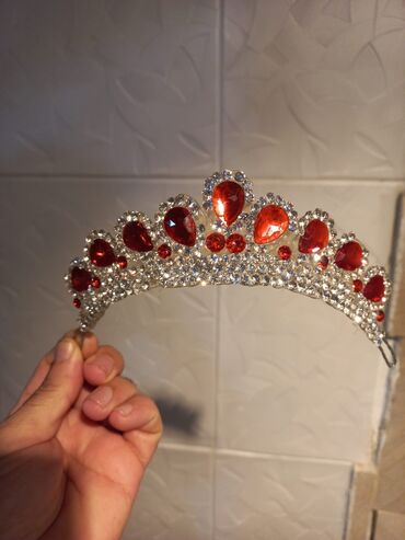 Taclar: Gəlin tacları və saç aksesuarları dəsti cəmi 300 azn - Üç fərqli — 8