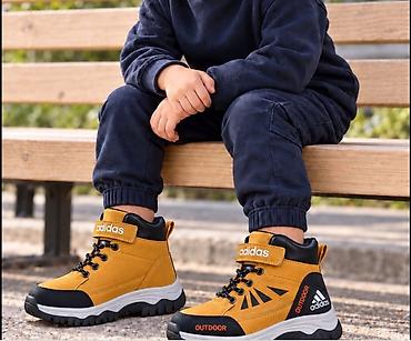 ck pantalone: Adidas kanađanke dečije čizmice NOVO Novo Brojevi 25 do 36 fb — 1