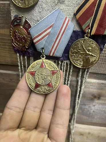 loto satisi: SSR dövrünə aid orden və medallar kolleksiyası bir ədədi 180 azna — 8