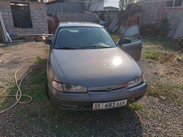 Mazda: Mazda Cronos: 1992 г., 1.8 л, Механика, Бензин, Седан