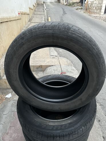 avtomobil boyaları: İşlənmiş Şin Bridgestone 235 / 55 / R 18