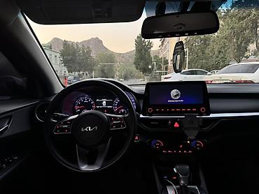 sprinter 2 9: Kia Rio: 2021 г., 1.6 л, Автомат, Бензин, Седан — 9