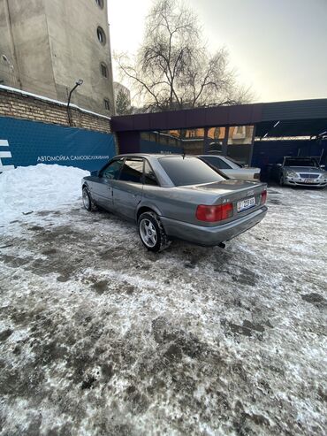 Audi: Audi A6: 1995 г., 2 л, Механика, Бензин, Седан