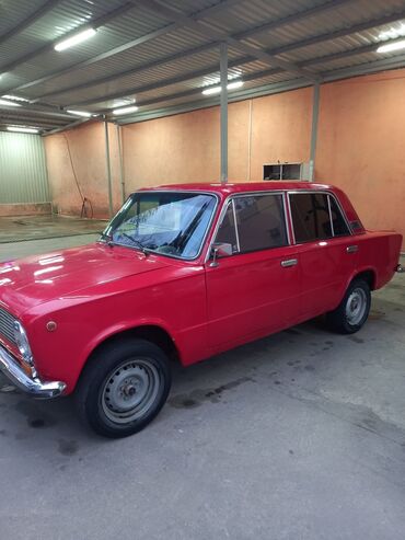 VAZ (LADA): VAZ (LADA) 2101: 0.2 l | 1975 il Sedan — 1