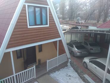 Посуточная аренда домов: 1 м², 3 комнаты, Утепленный, Теплый пол, Парковка — 17