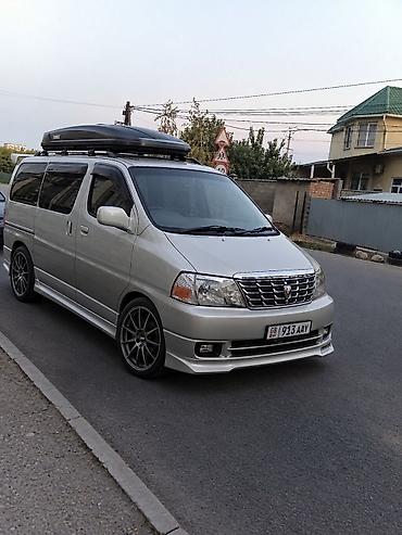 продажа вольво тягач: Toyota Granvia: 2001 г., 3.5 л, Автомат, Газ, Минивэн — 4