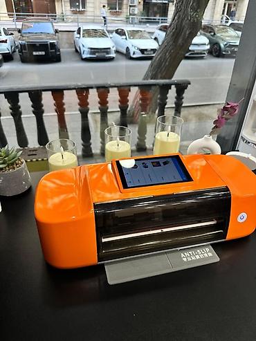 stikerler: Portativ hidrogen vinil/ploter kəsici – sensor ekranlı, narıncı korpus — 3