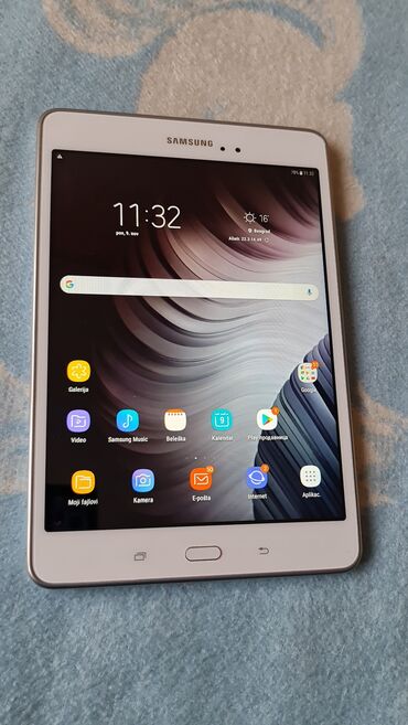 Tableti: Samsung Galaxy Tab A – Android tablet - Ekran: oko 8 inča, TFT — 3