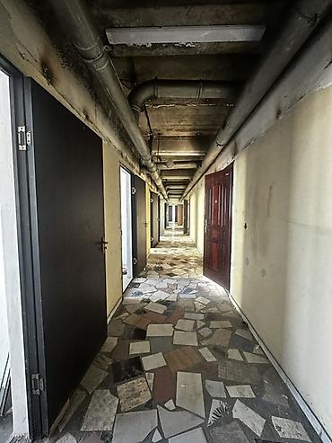 офис в жилом доме: Аренда офисов, 830 м², В административном здании, 1 линия, С отдельной кухней, С отдельным входом — 2