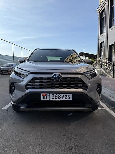бешка: Toyota RAV4: 2023 г., 2.5 л, Автомат, Гибрид, Кроссовер — 2