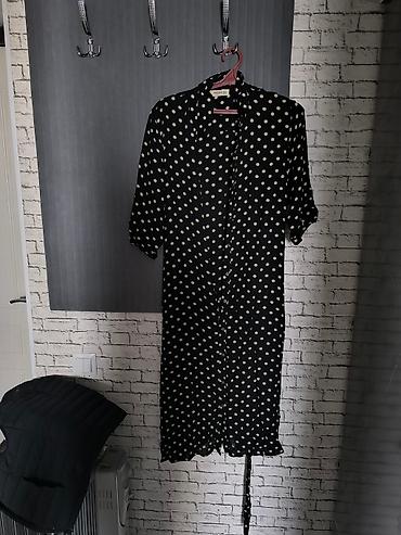 Повседневные платья: Продам весенне -летнюю одежду 52 размера в отличном состоянии. По 2-3 — 3